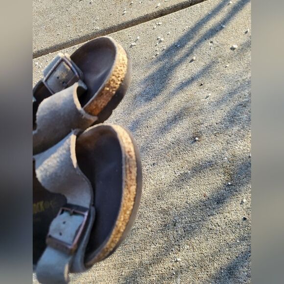 Birkenstock Arizona Taupe Suede Leather Buckle Sandals Sz L7 M6 - Picture 13 of 14
